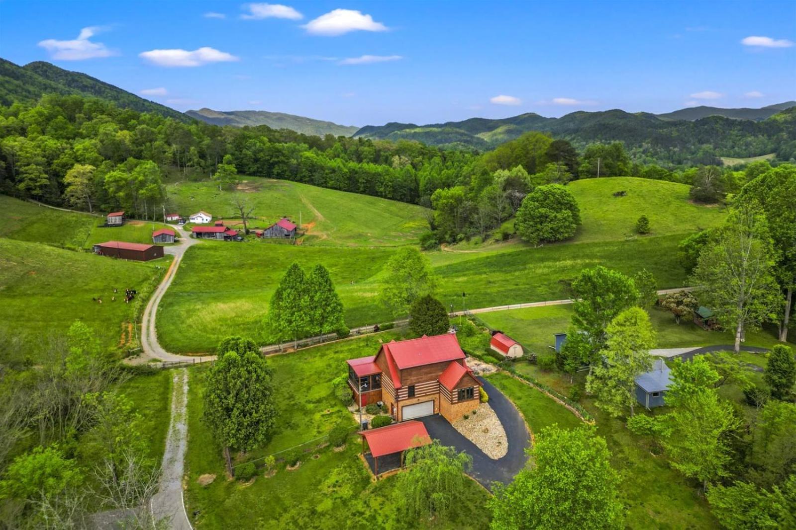 Hidden Star Hideaway-Blackberry Farm-Smoky Mtn Nat Park-Hot Tub- Fire Pit- Fenced Yard- Pet Friendly Walland Exterior foto