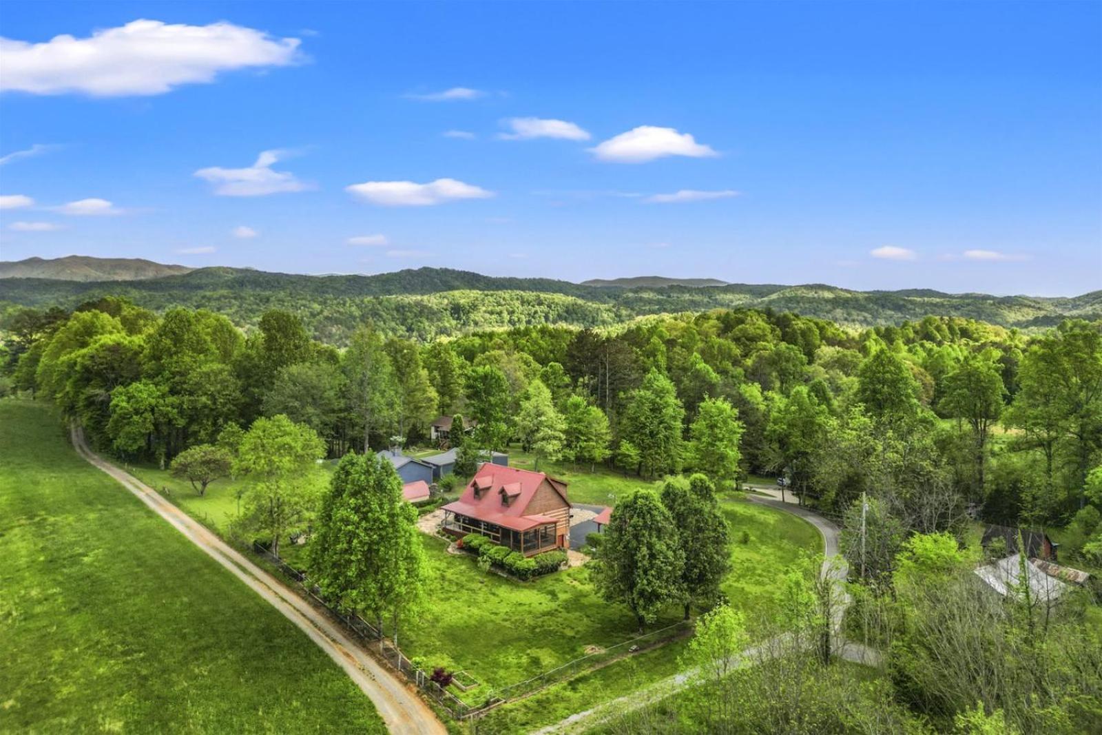 Hidden Star Hideaway-Blackberry Farm-Smoky Mtn Nat Park-Hot Tub- Fire Pit- Fenced Yard- Pet Friendly Walland Exterior foto