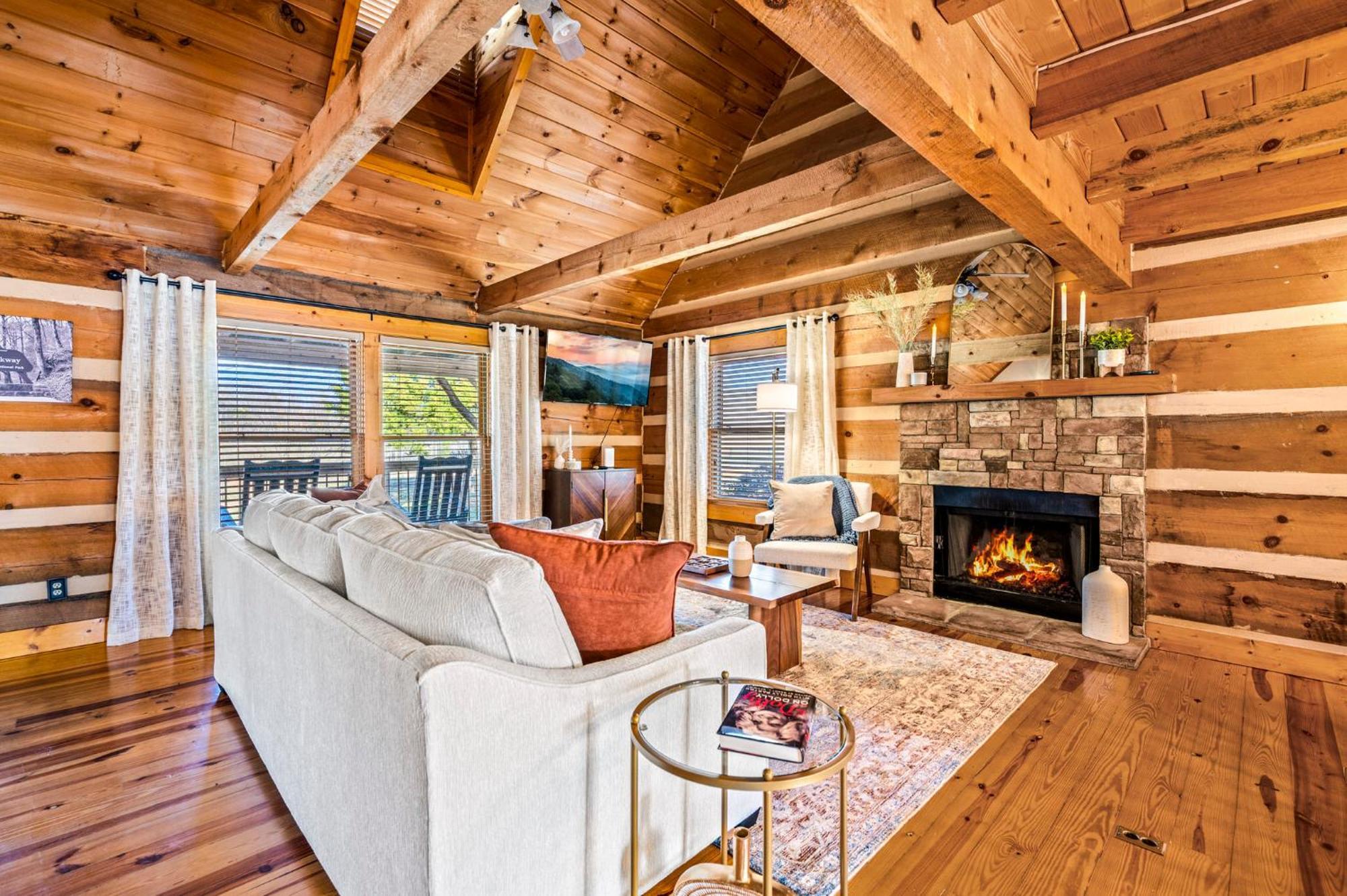 Hidden Star Hideaway-Blackberry Farm-Smoky Mtn Nat Park-Hot Tub- Fire Pit- Fenced Yard- Pet Friendly Walland Exterior foto